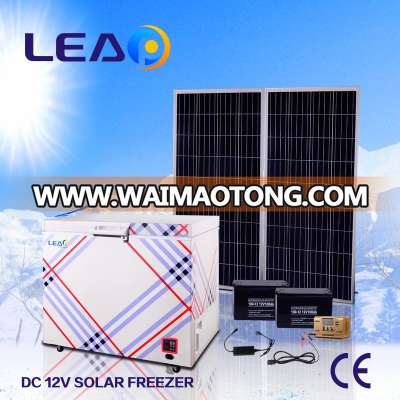 Mobile solar freezer for ice cream vending carts